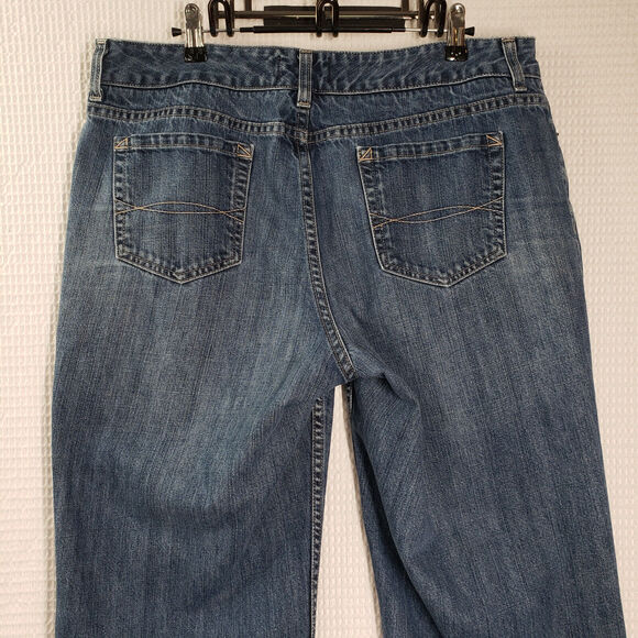 L.L. Bean Jeans Womens 16 Regular Blue Denim Straight Leg Cotton Dark Wash - Picture 15 of 16